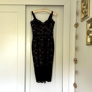 Dress-bodycon-black lace